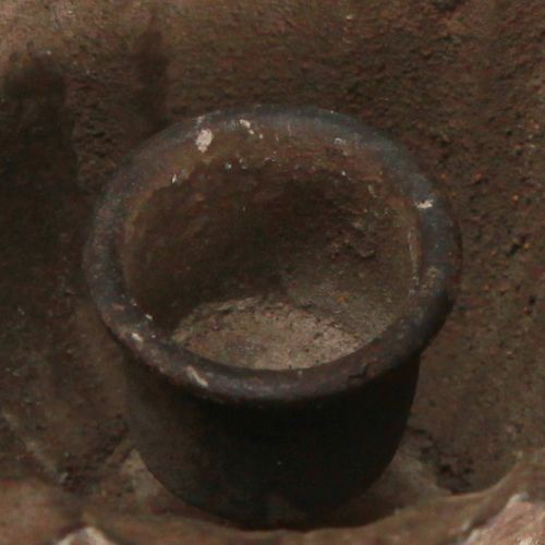 daiktų Žvakidės trofėjus senovinė lazdelė žvakidė metalinė Ø10cm H9,5cm